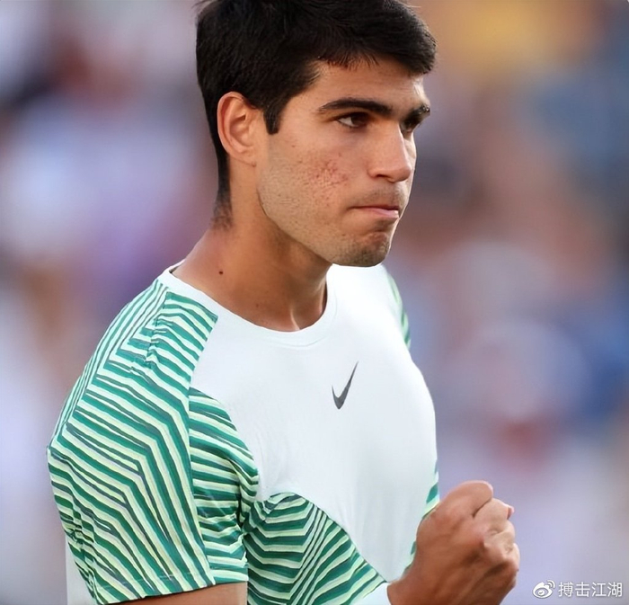 一方是追求 一方是追求